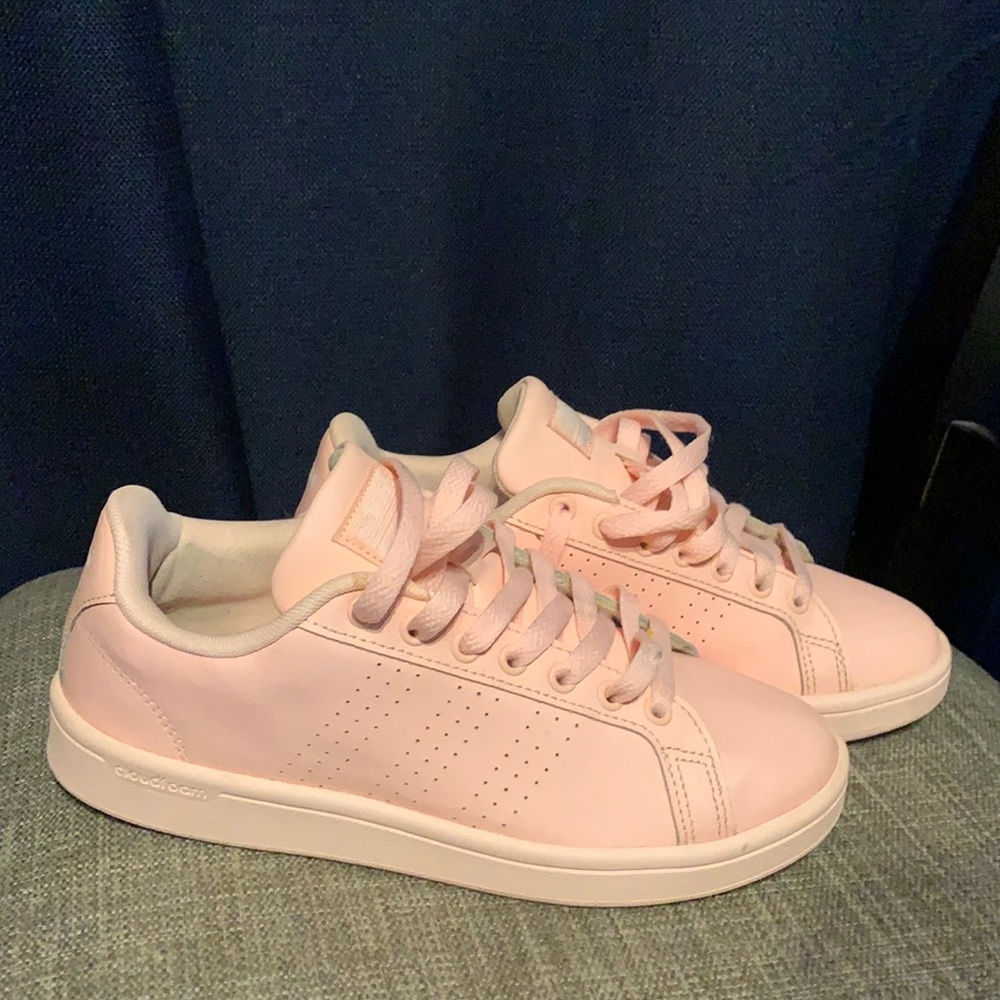 Women’s Adidas.